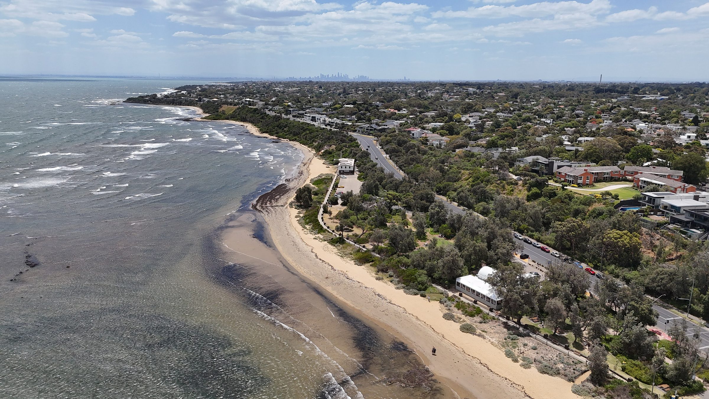 The Beaumaris coast from Ricketts Point, with the city on the skyline